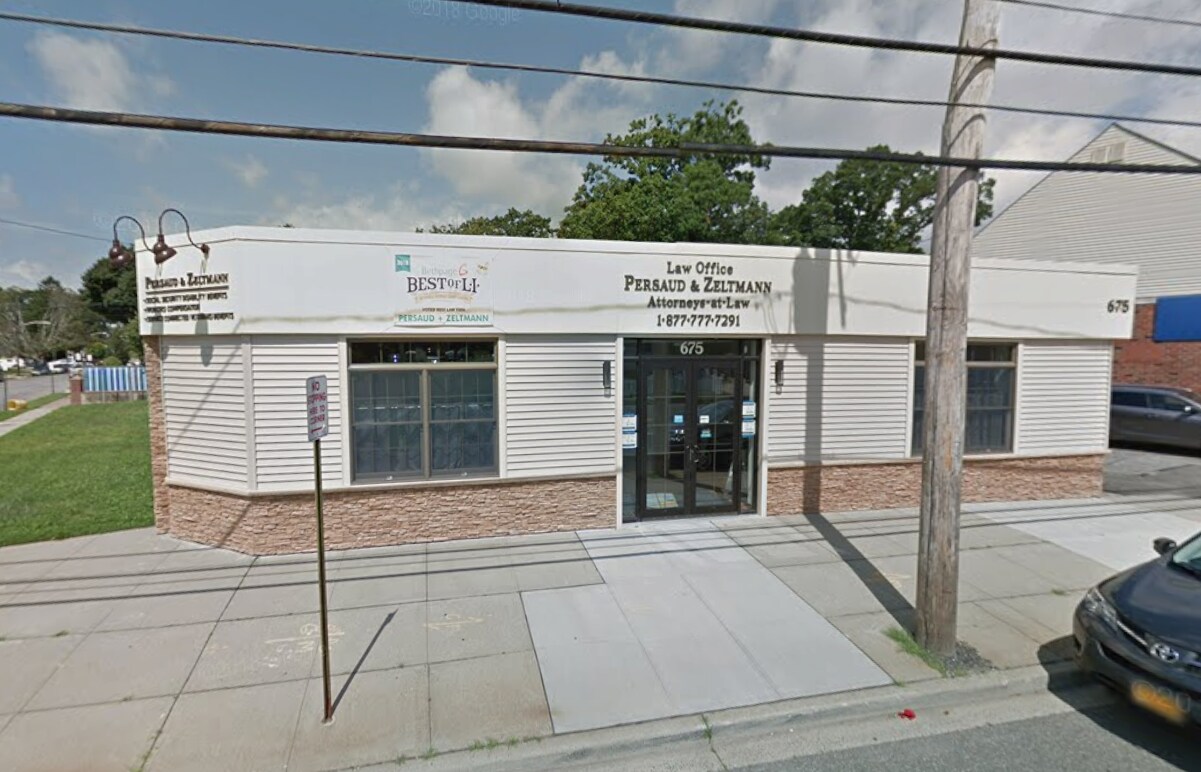 675 Broadway, Massapequa, NY for Rent