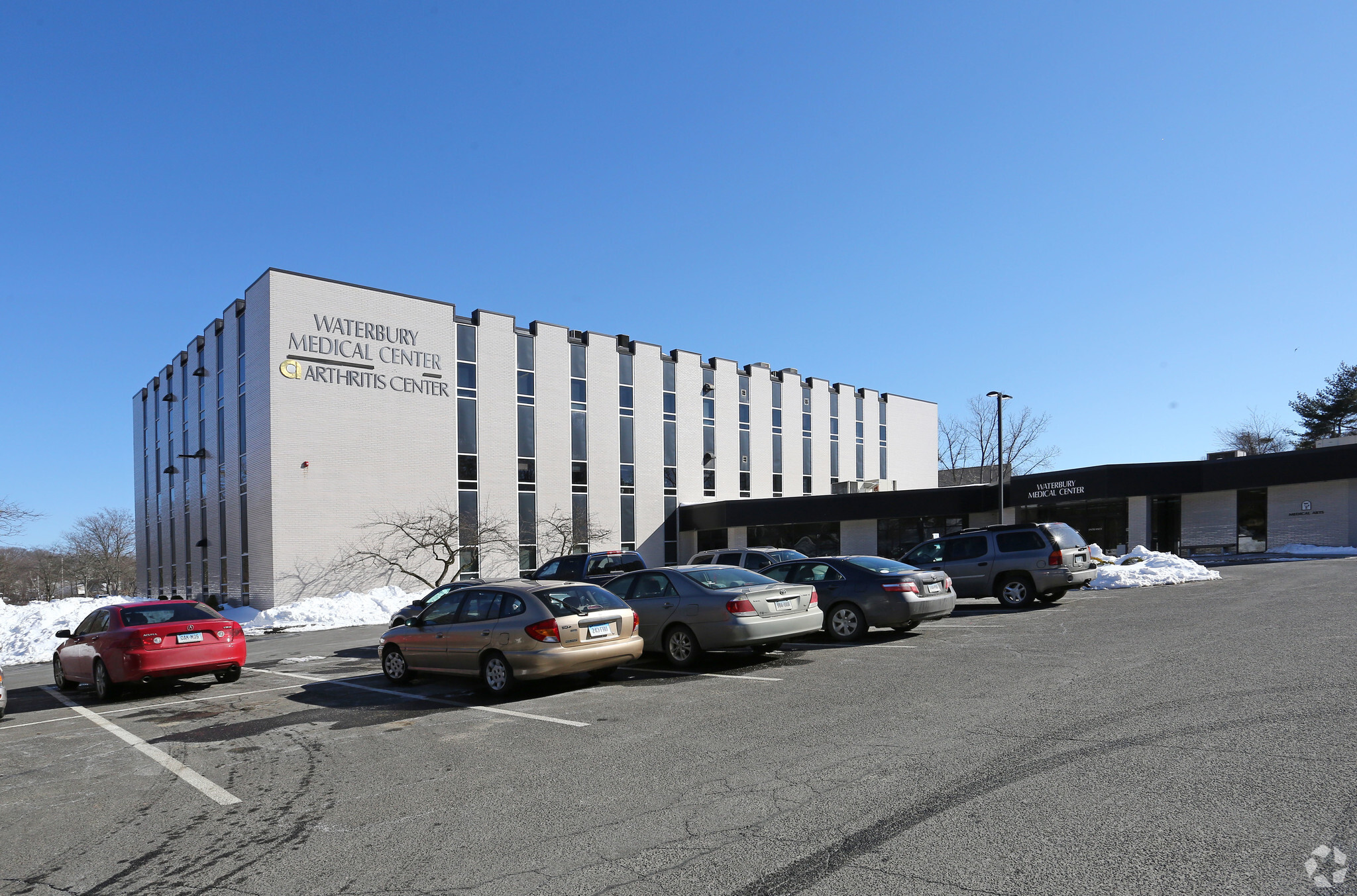 1389 W Main St, Waterbury, CT for Sale