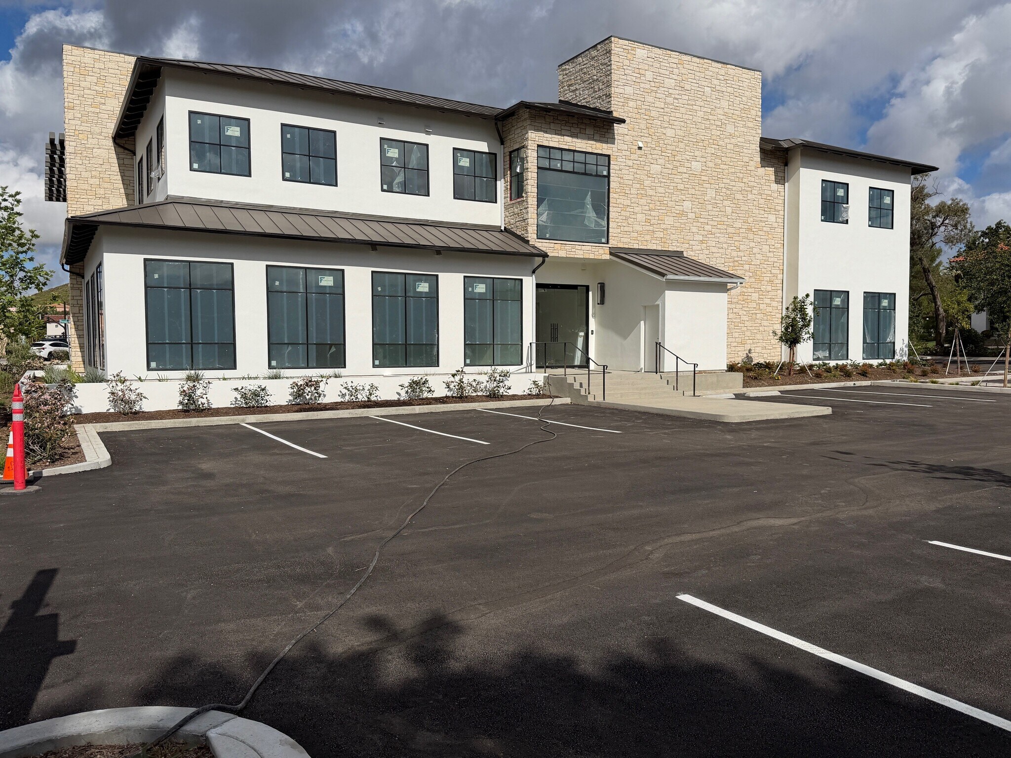 420 Pennsfield Pl, Thousand Oaks, CA for Rent