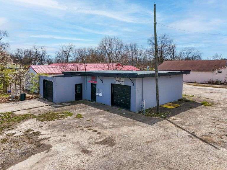 325 London Rd, Delaware, OH for Sale