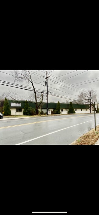 Barrington, NJ Warehouse - 60 E Gloucester Pike