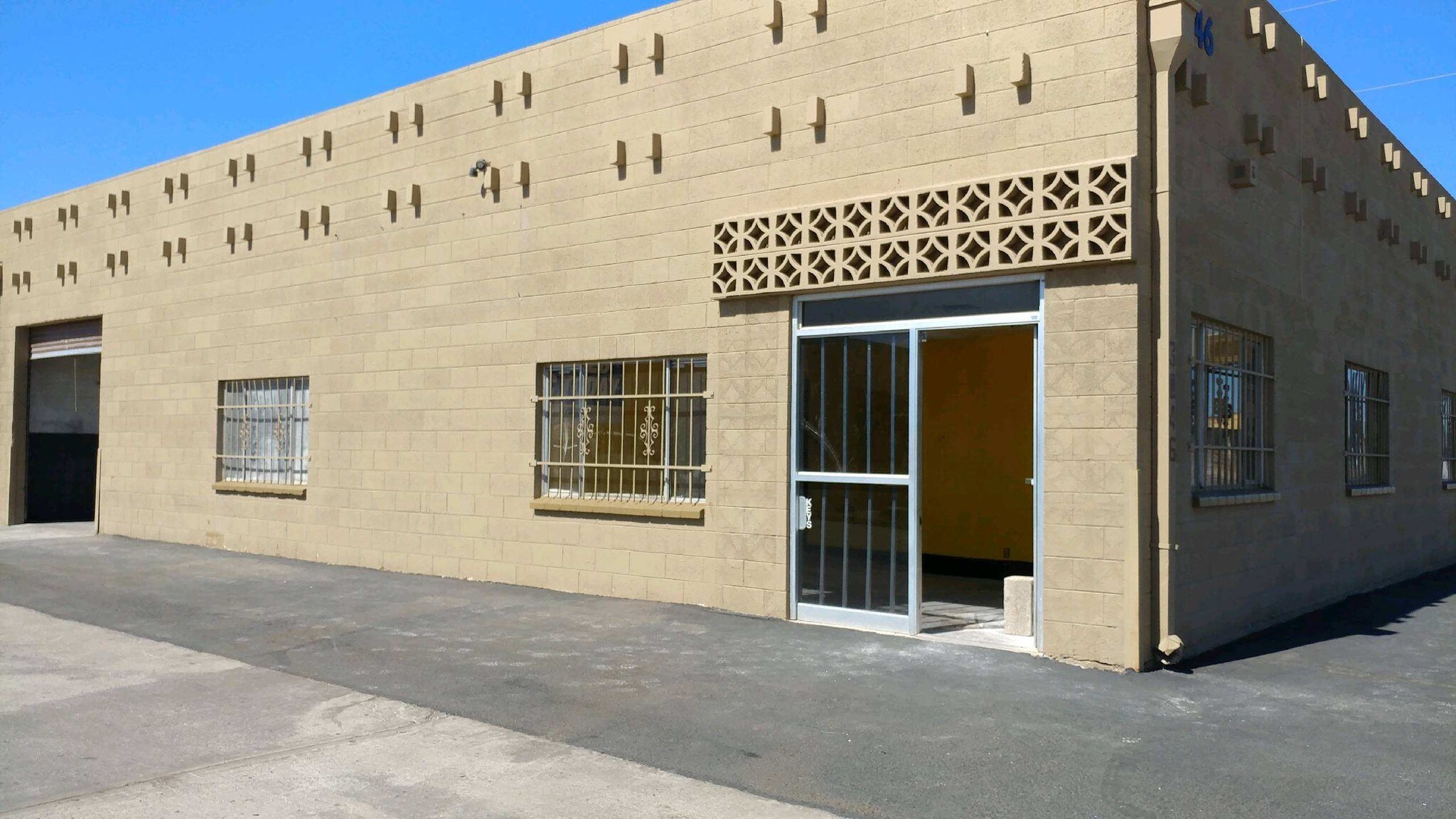 3046-3064 N 30th Ave, Phoenix, AZ for Rent