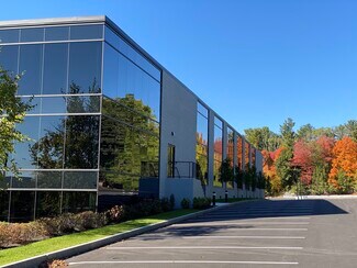 Salem, NH Office, Office/Medical - 4 Northeastern Blvd