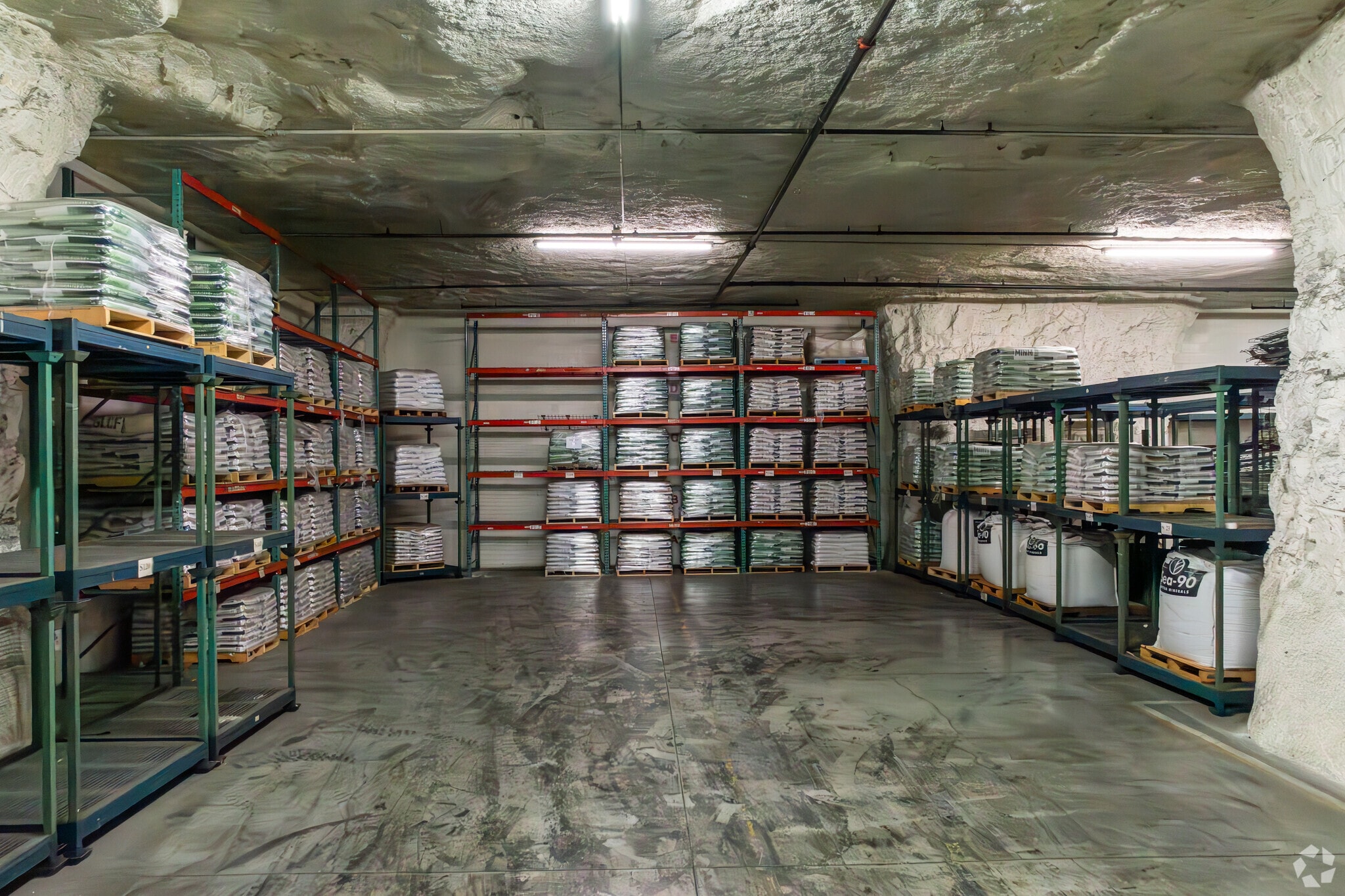 1600 N State Route 291, Independence, MO for Rent