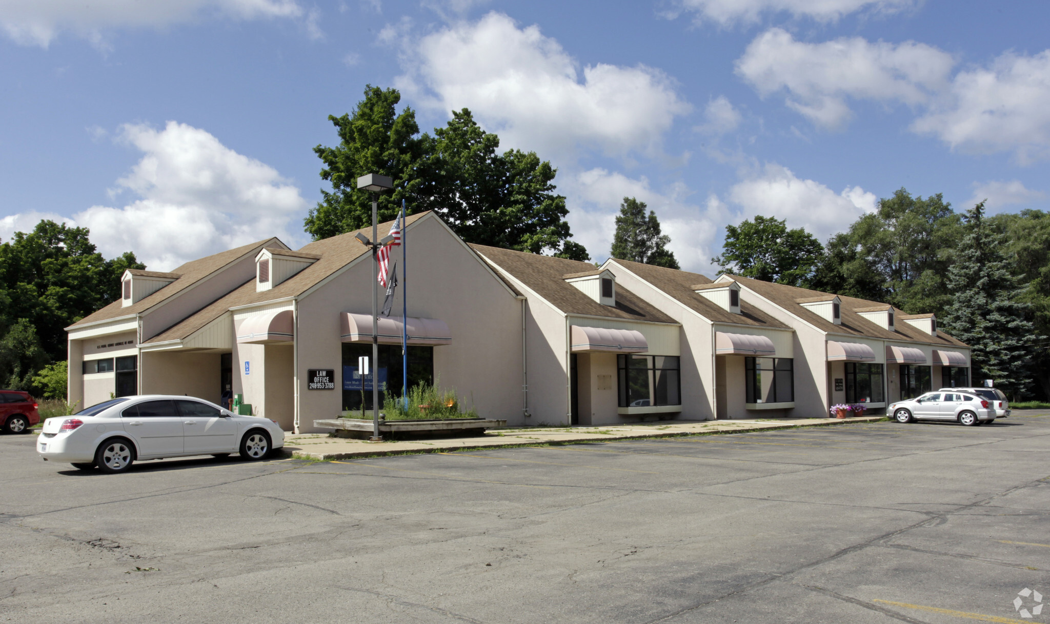 1400-1436 Rochester Rd, Lakeville, MI for Rent