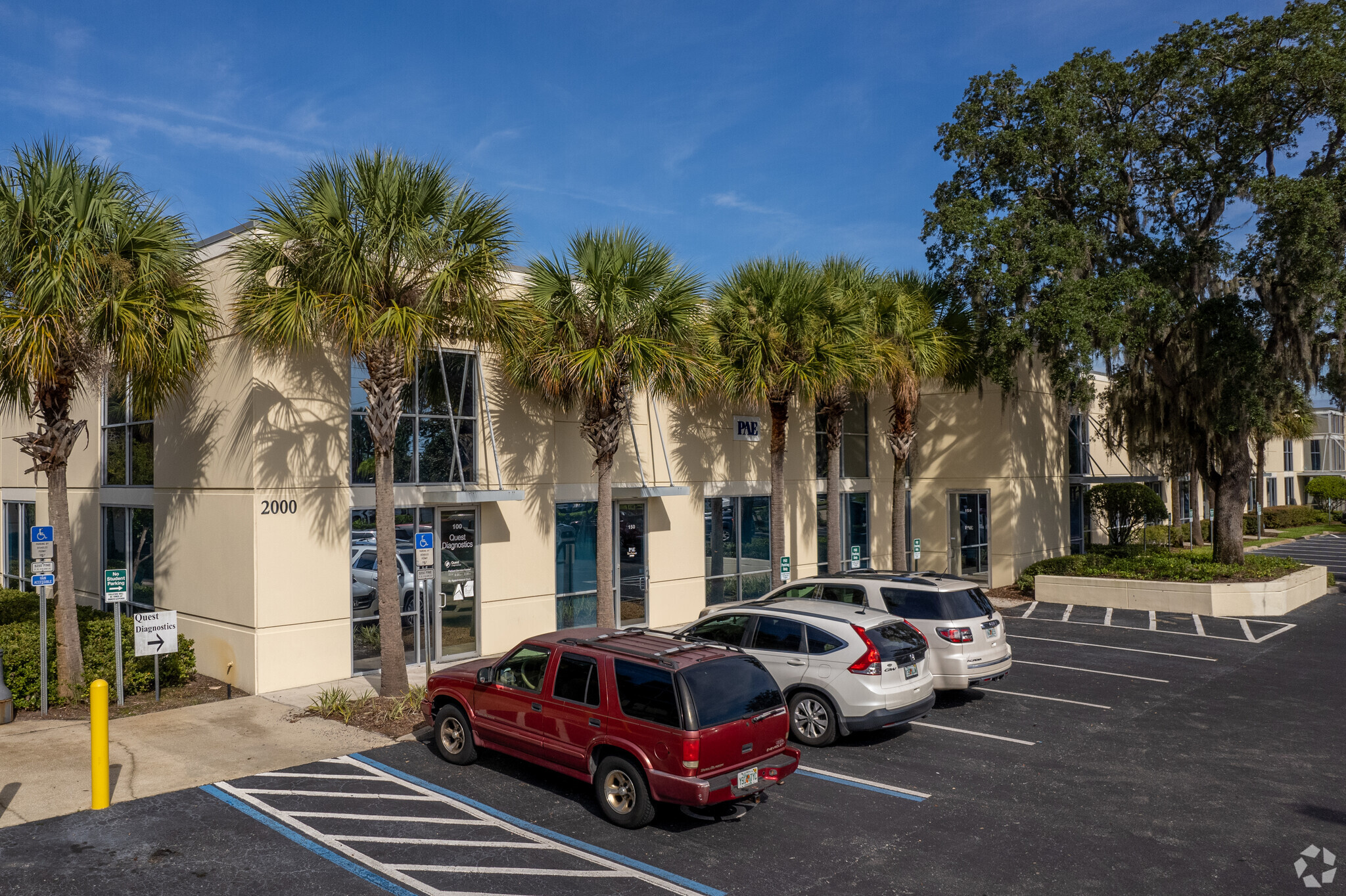 2000 N Alafaya Trl, Orlando, FL for Rent