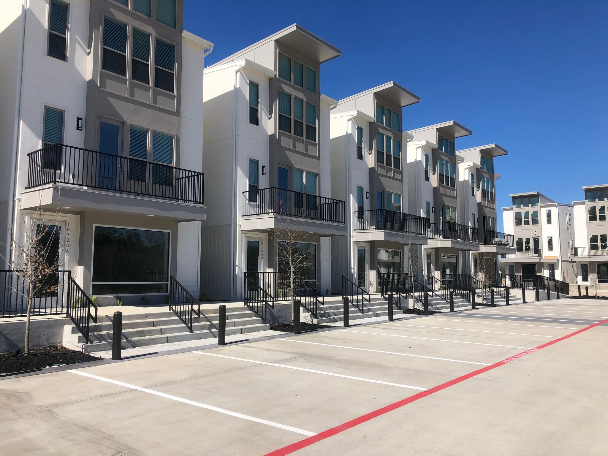 18732 Centro Main St, Shenandoah, TX for Rent