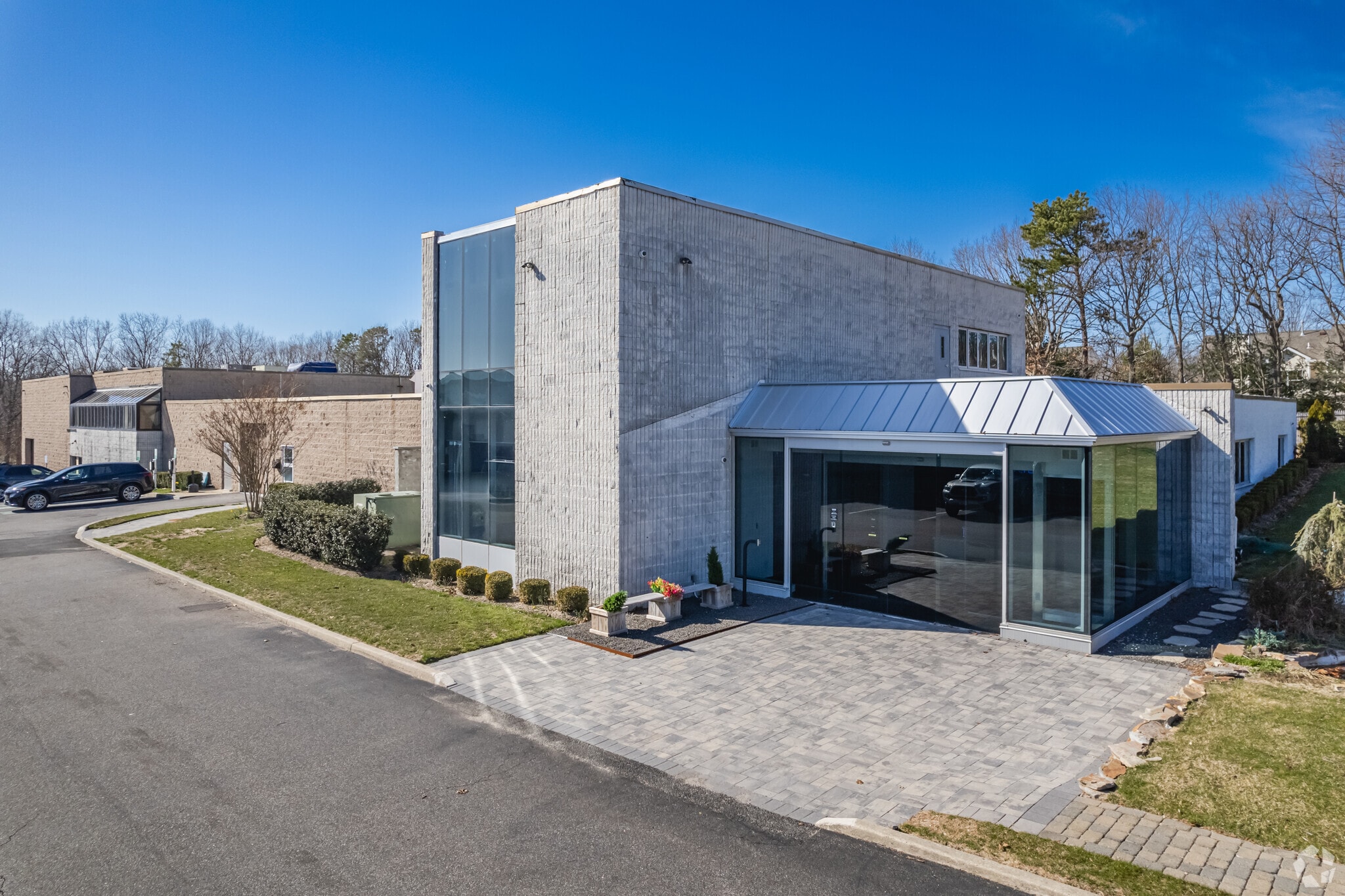 252 Indian Head Rd, Kings Park, NY for Rent