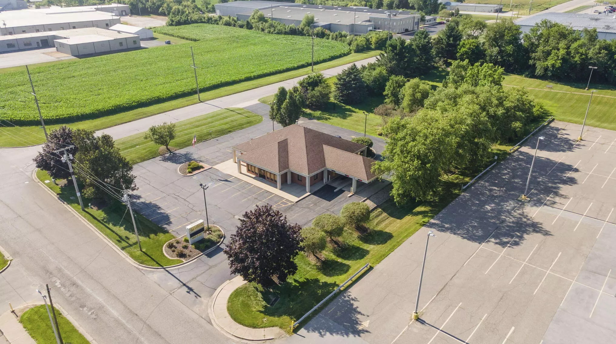 201 Koomler Dr, La Porte, IN for Sale