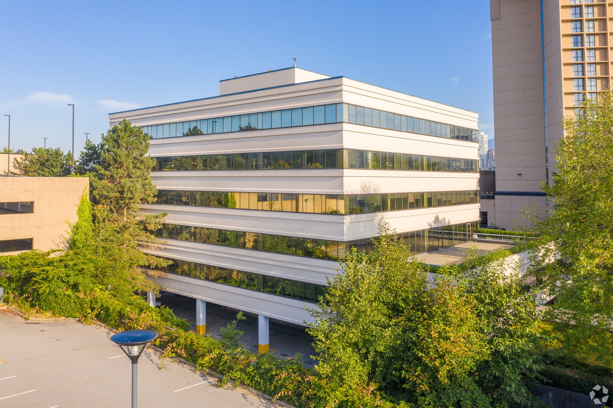 4370 Dominion St, Burnaby, BC for Rent