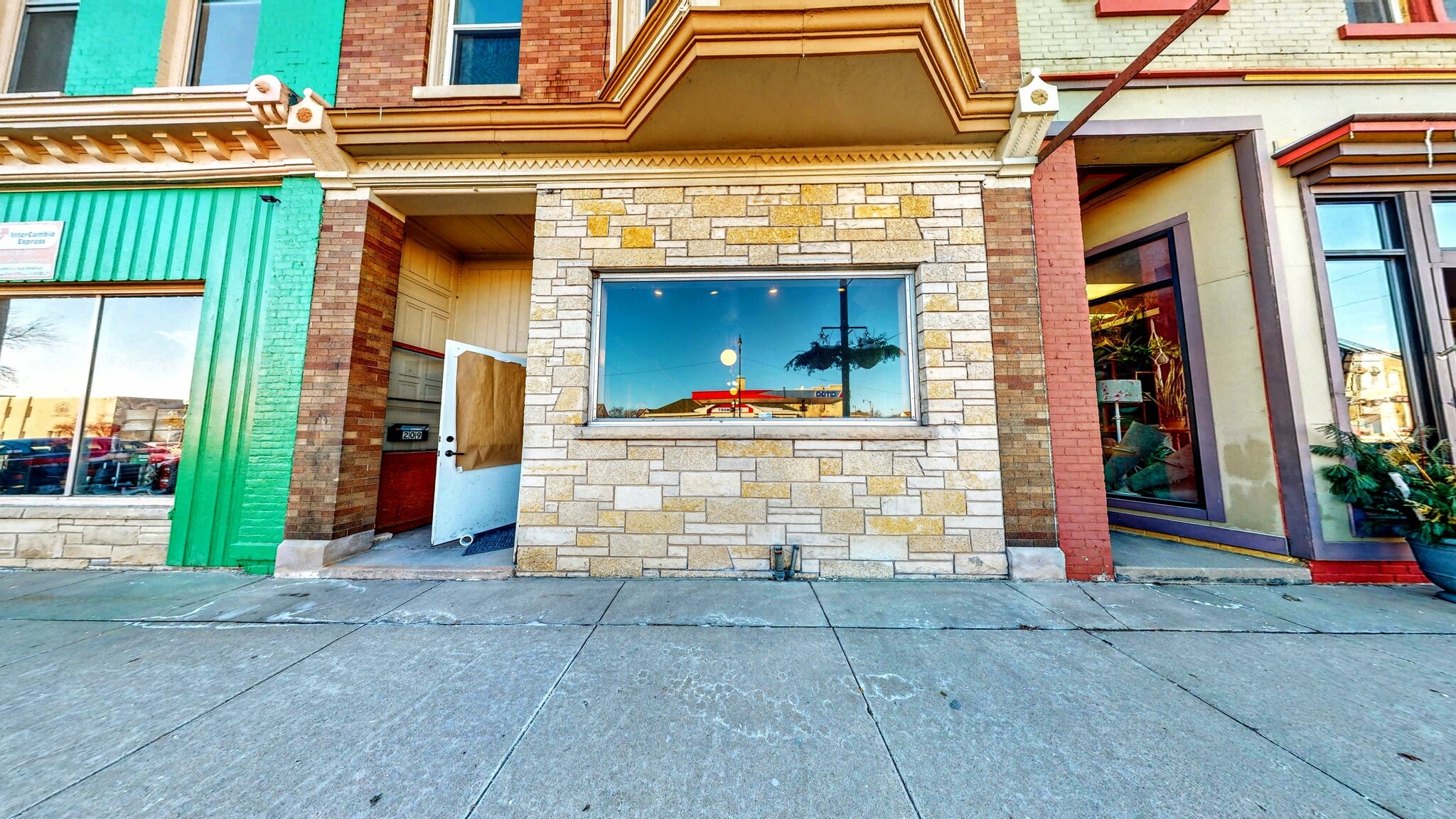 209 S Main St, Jefferson, WI for Sale