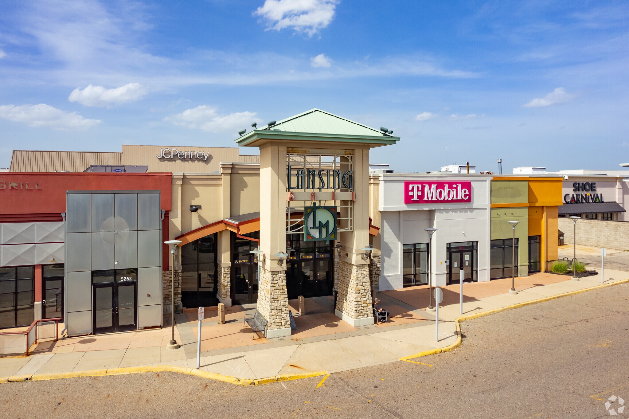 5330 W Saginaw Hwy, Lansing, MI for Rent