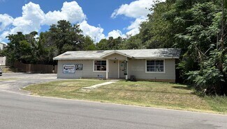 Georgetown, TX Freestanding - 105 W Morrow St