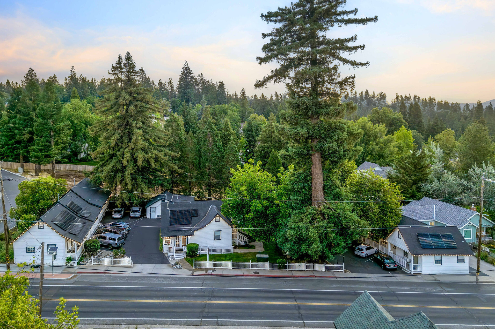 816 W Main St, Grass Valley, CA for Sale