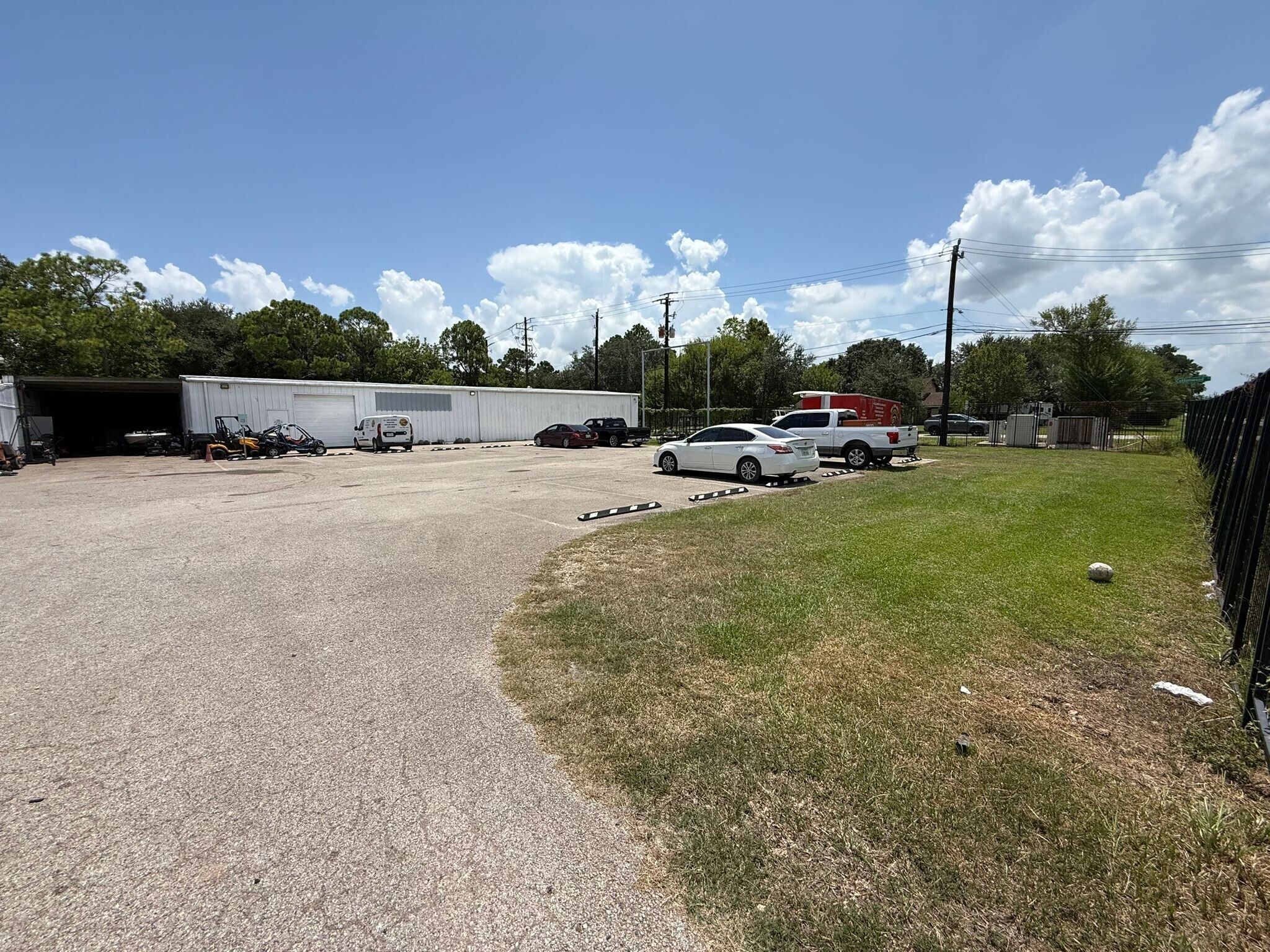 6009 Cottonwood St, Pearland, TX for Rent