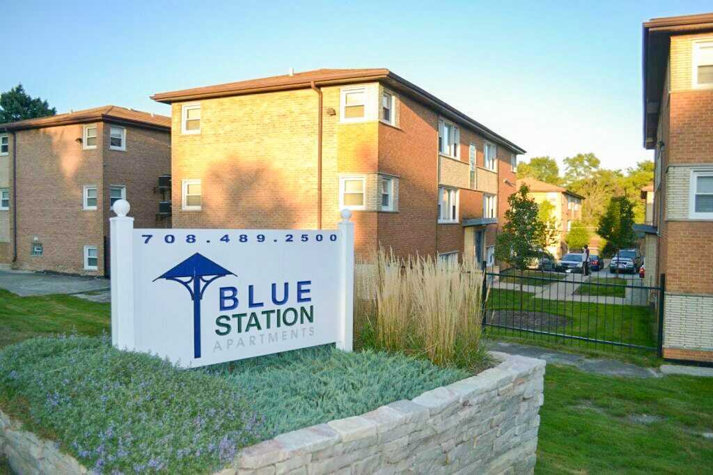 2130 122nd St, Blue Island, IL for Sale