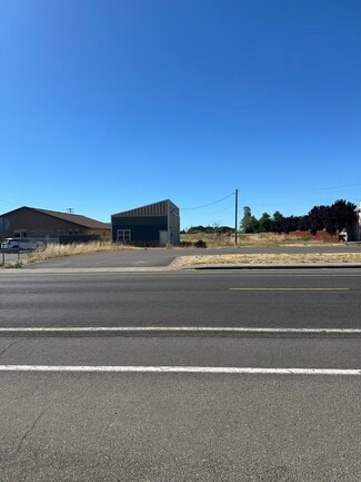 Aumsville, OR Commercial - 410 Main St