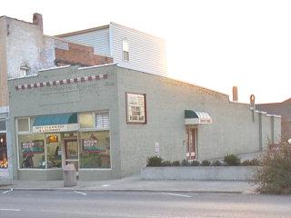 Irvine, KY Storefront - 211 Main St