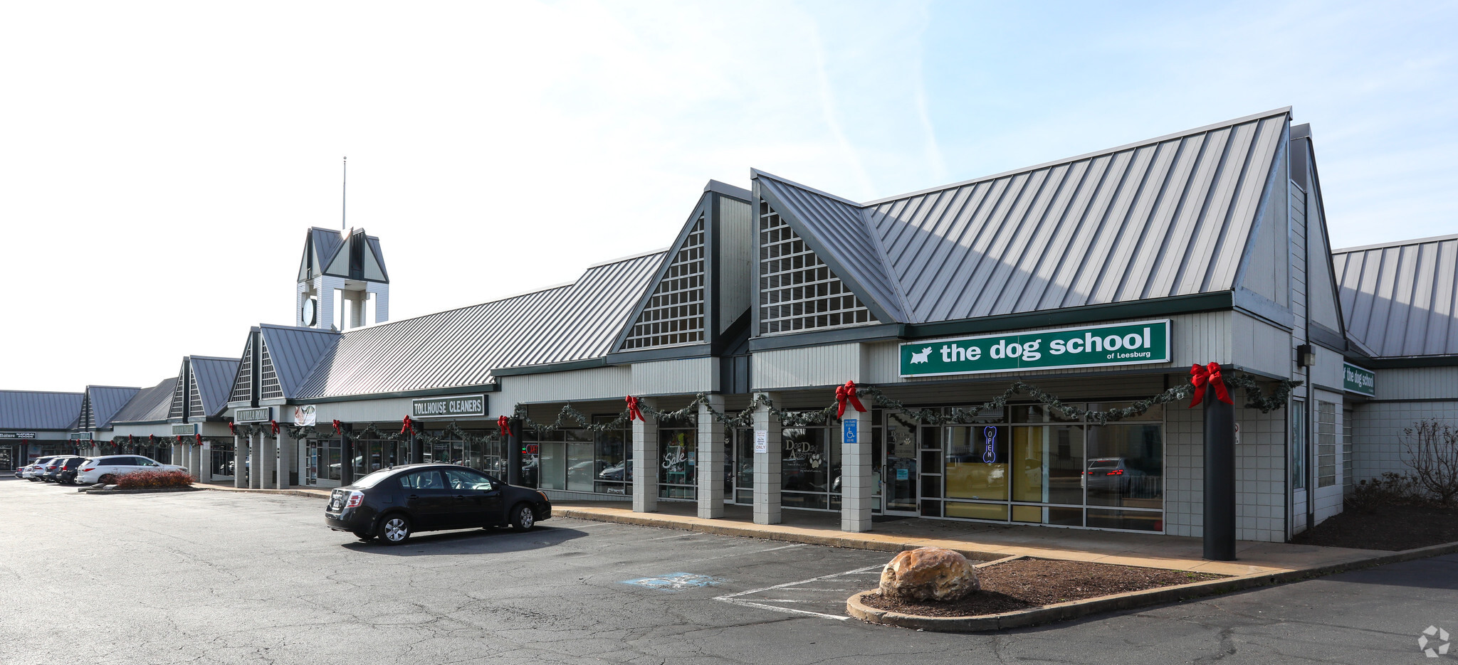 305 E Market St, Leesburg, VA for Rent