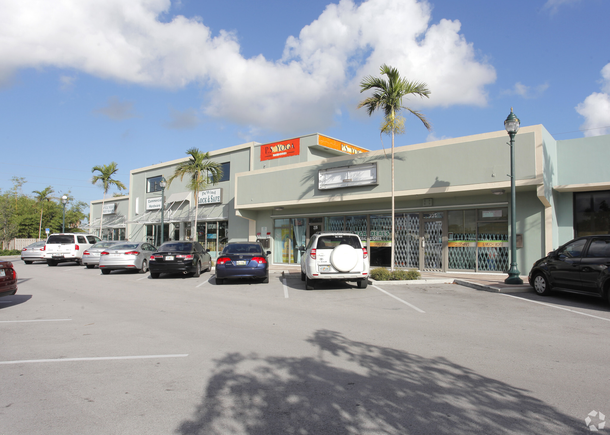 61 NW 44th St, Fort Lauderdale, FL for Rent