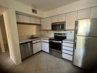 Plantation, FL Multi-Family - 711 NW 91st Ter