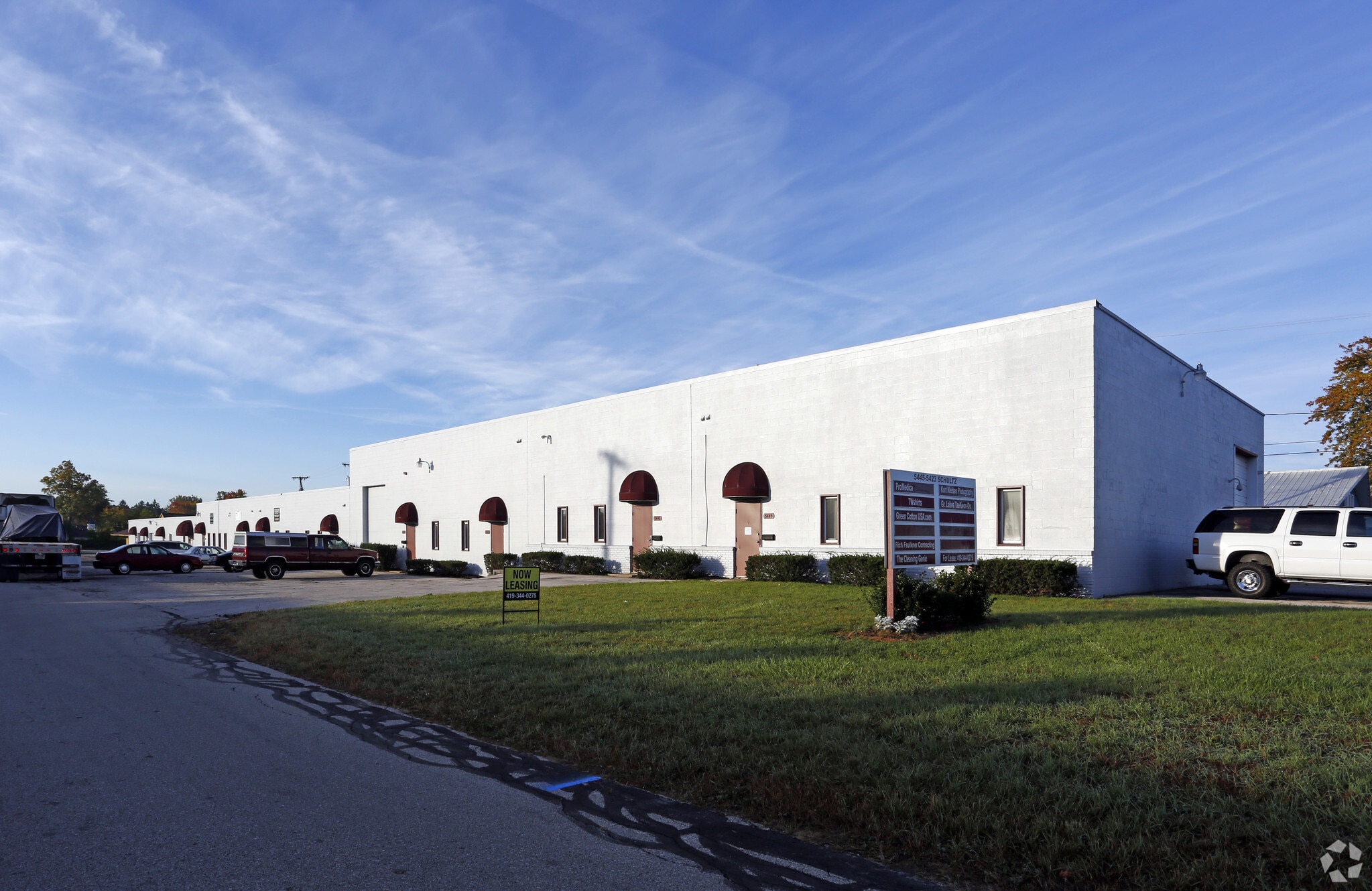 5423-5445 Schultz Dr, Sylvania, OH for Rent