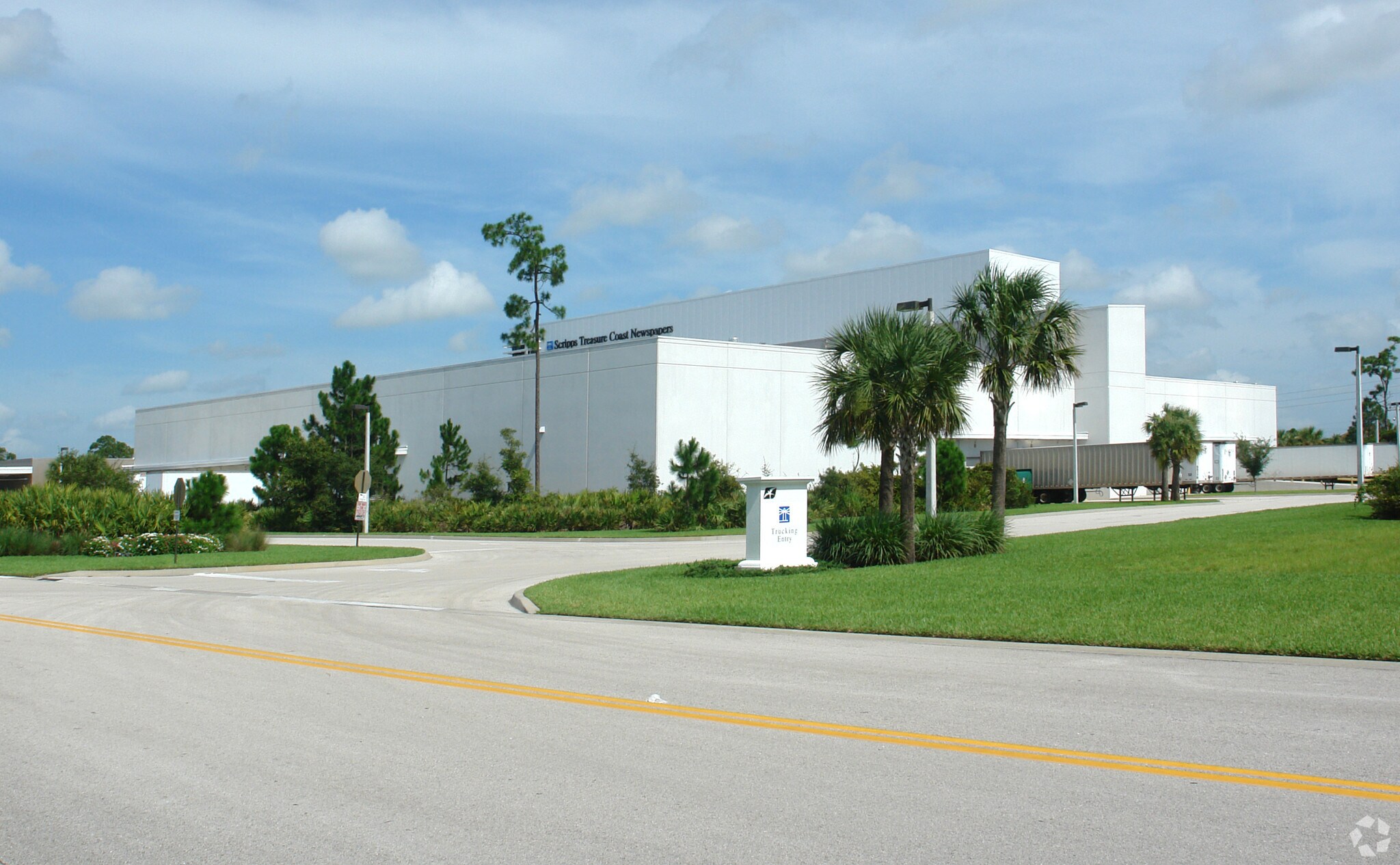 760 NW Enterprise Dr, Port Saint Lucie, FL for Rent