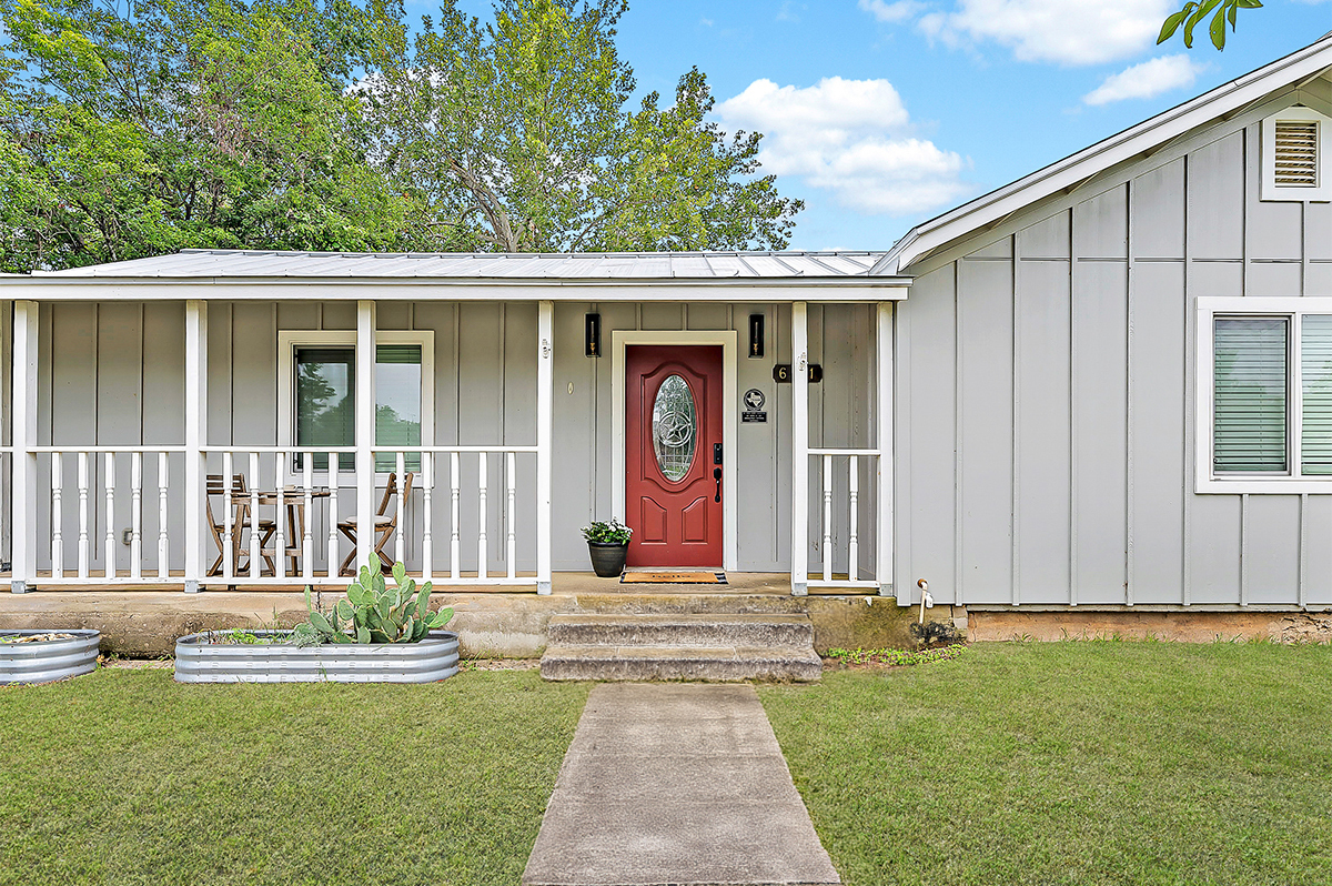 601 W Cypress, Johnson City, TX for Sale