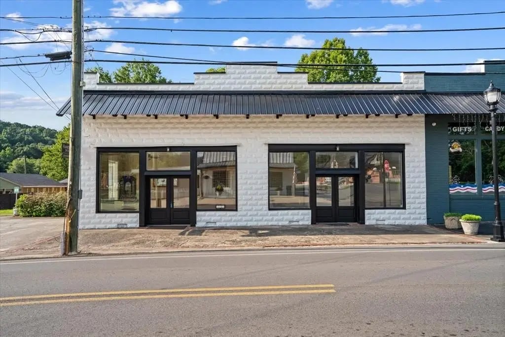 313 Wolfe St, Cohutta, GA for Sale