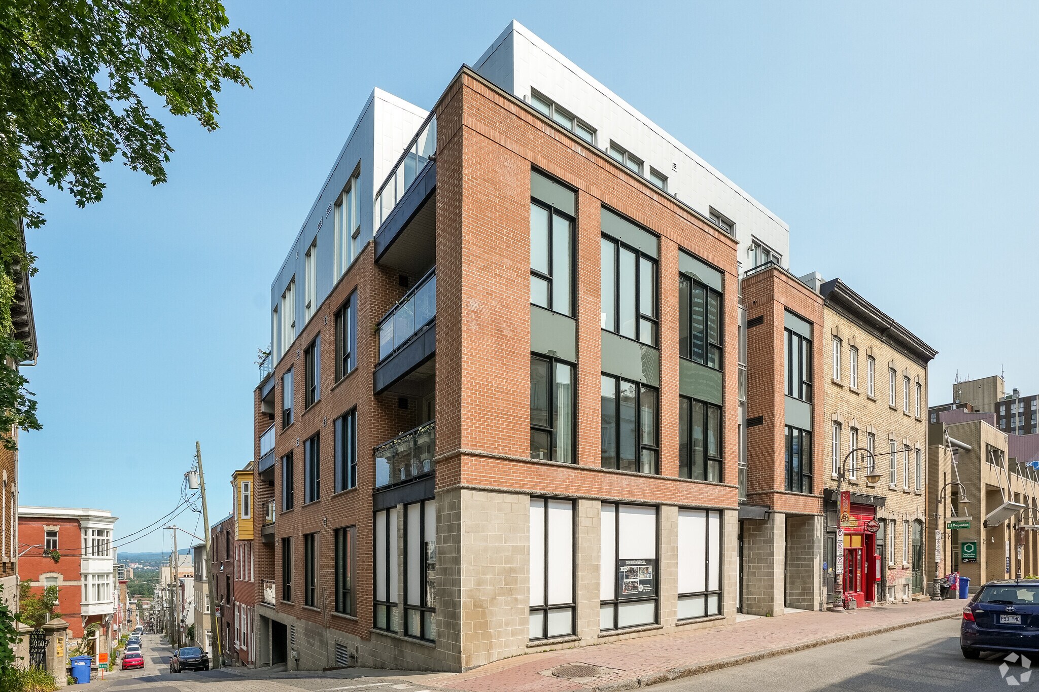 500 Rue Saint-Jean, Québec, QC for Sale