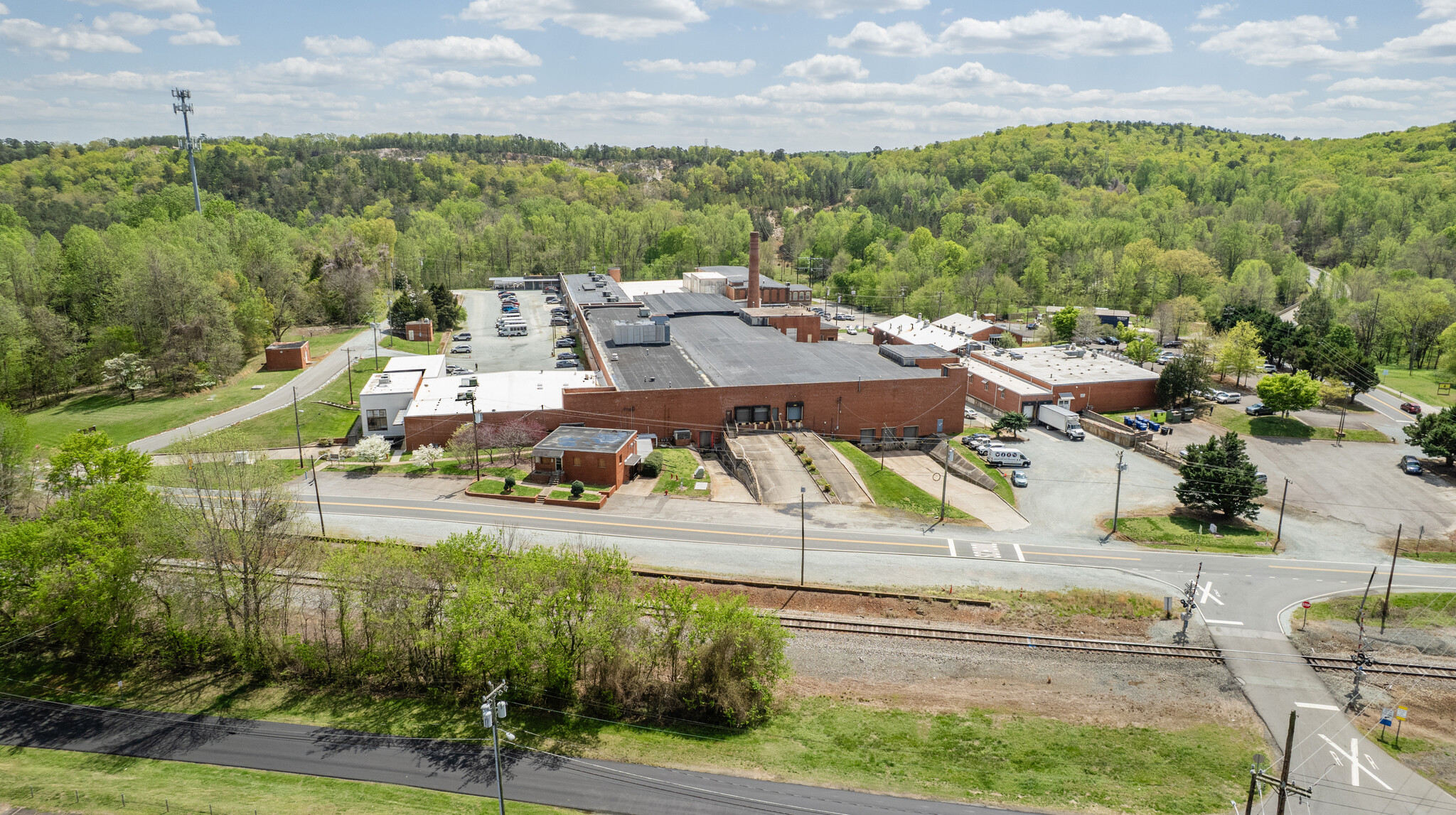 437 Dimmocks Mill Rd, Hillsborough, NC for Rent