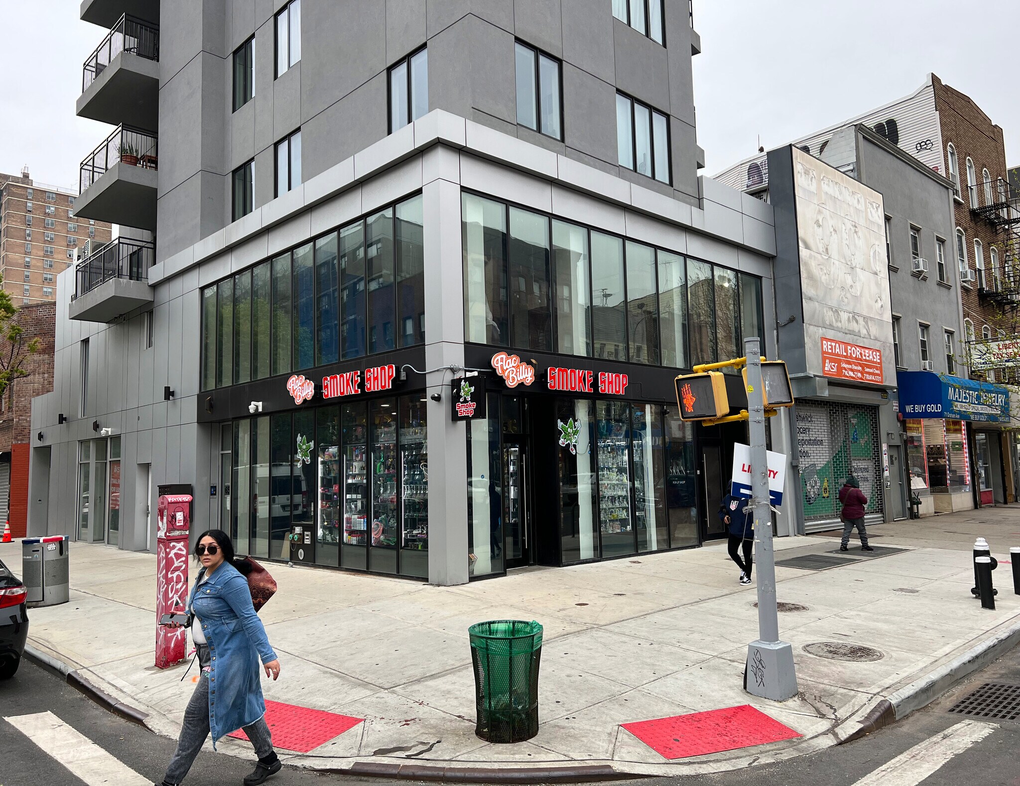 65 Graham Ave Brooklyn, NY 11206 Retail Property for Lease on