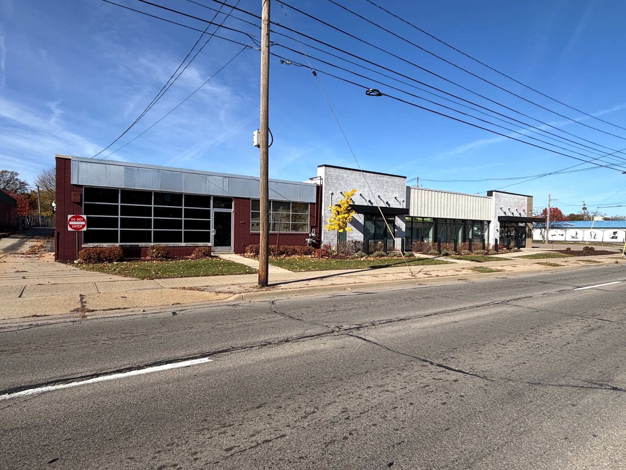 2508-2518 S Cedar St, Lansing, MI for Sale