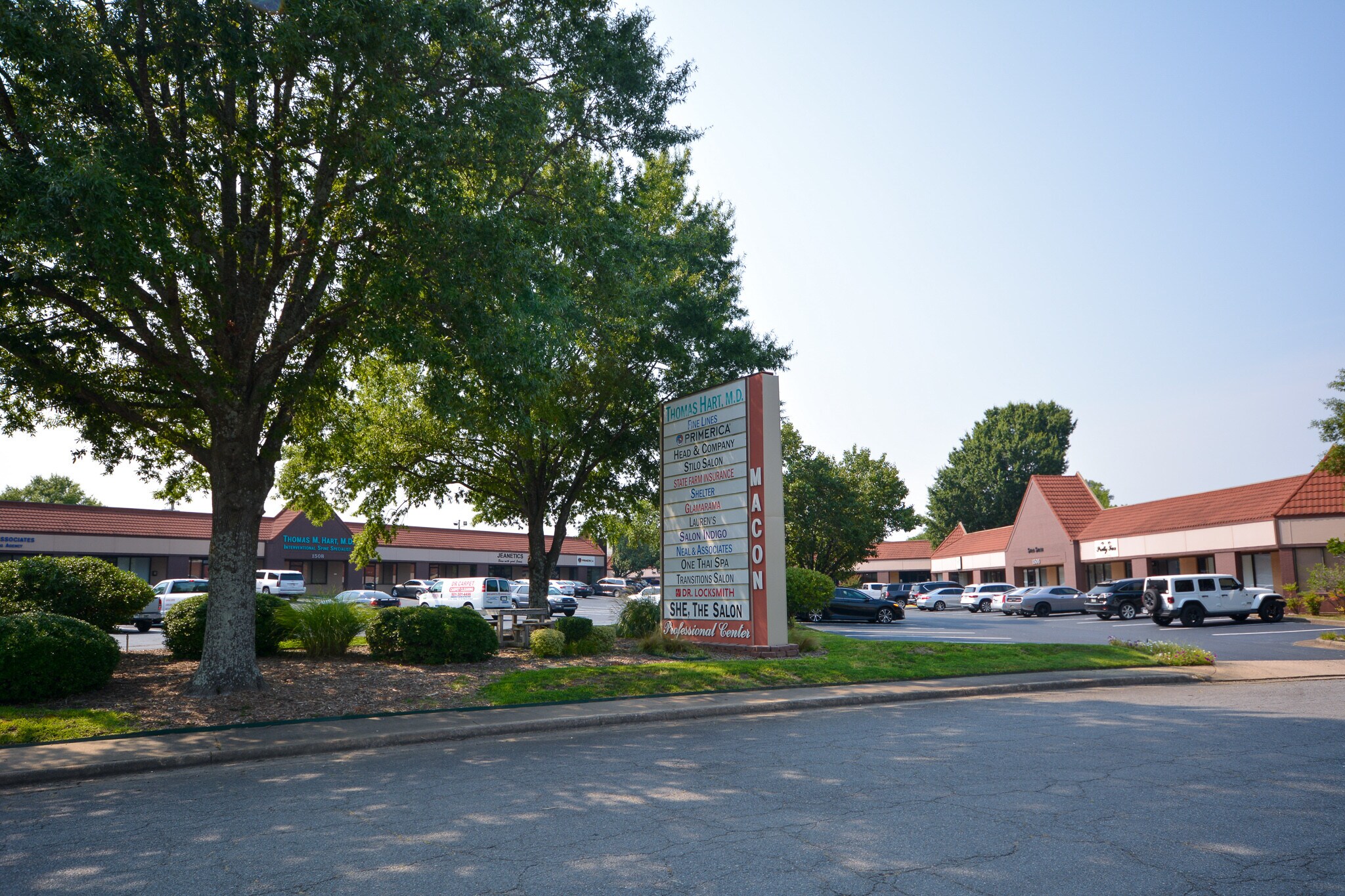 1500 Macon Dr, Little Rock, AR for Rent