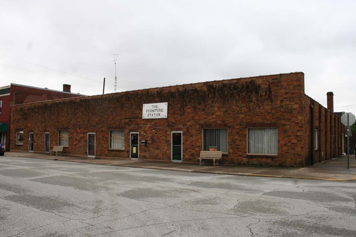 217 W 6th St, Connersville, IN for Sale