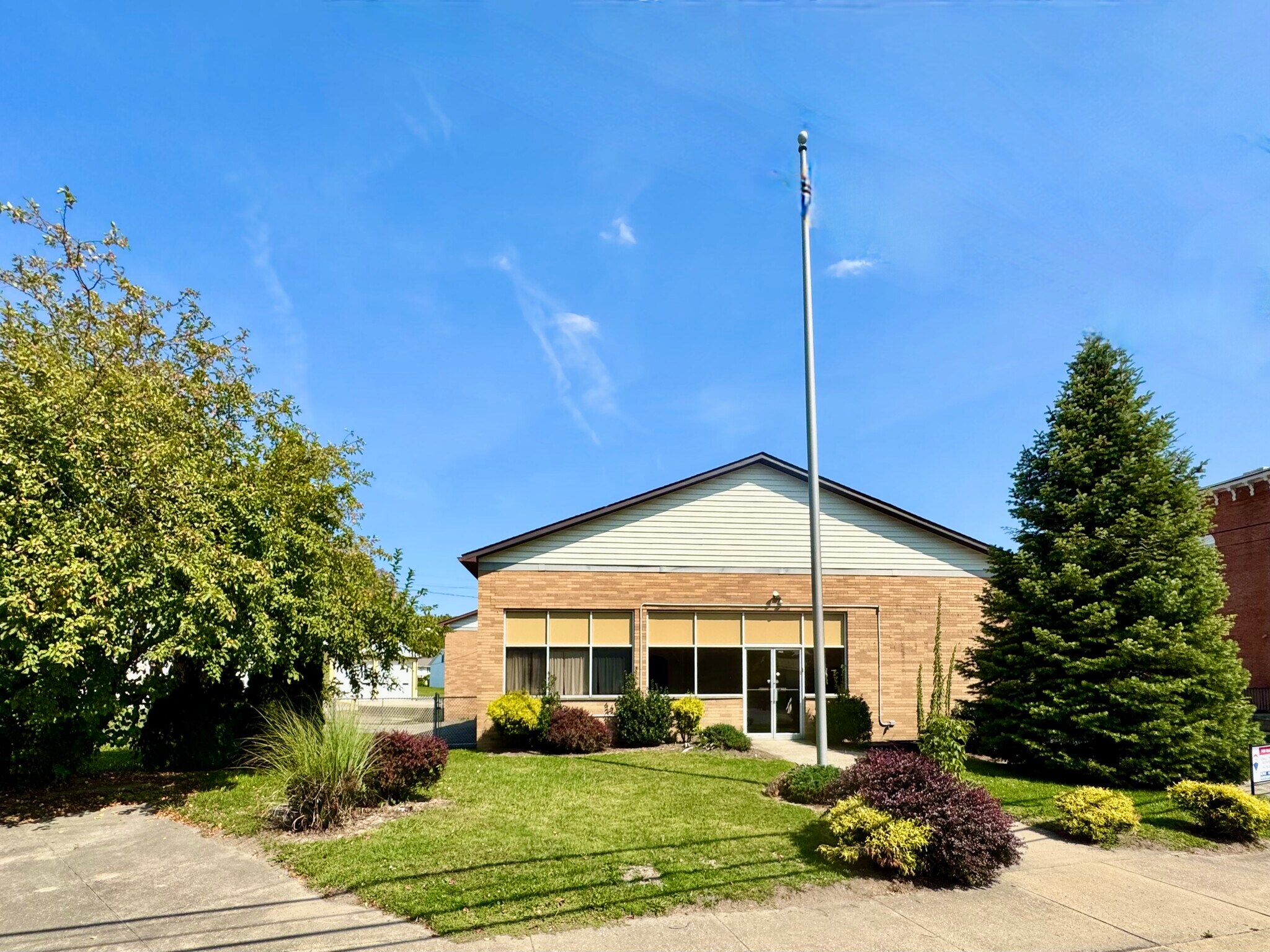 1015 Main St, Conneautville, PA for Sale