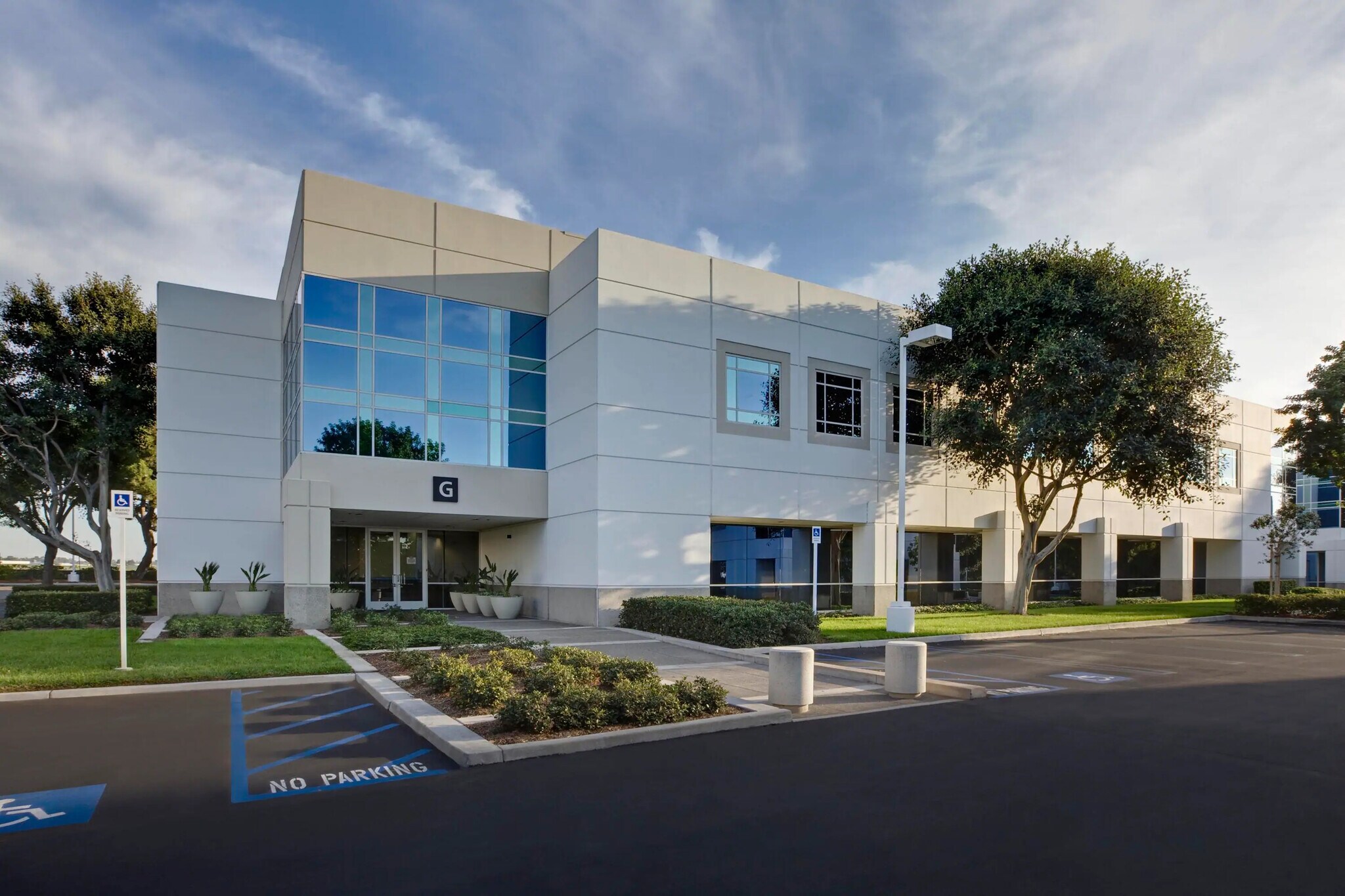 1 Technology Dr, Irvine, CA for Rent