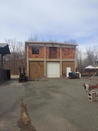 Netcong, NJ Specialty - 16 Flanders Rd