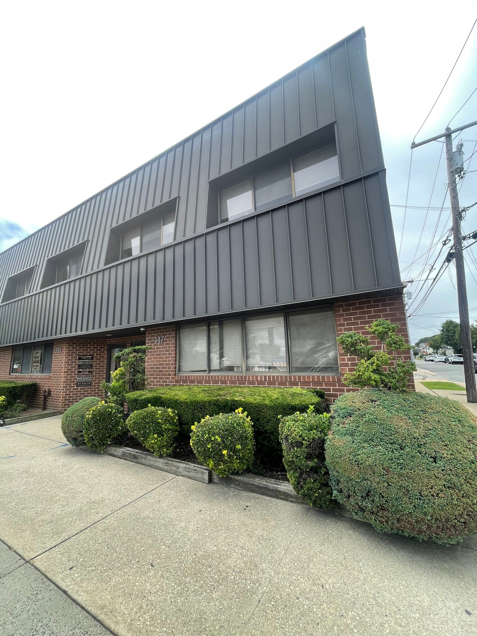 147 Willis Ave, Mineola, NY for Sale