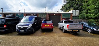Byfleet, SRY Service - 15A-15J Wintersells Rd
