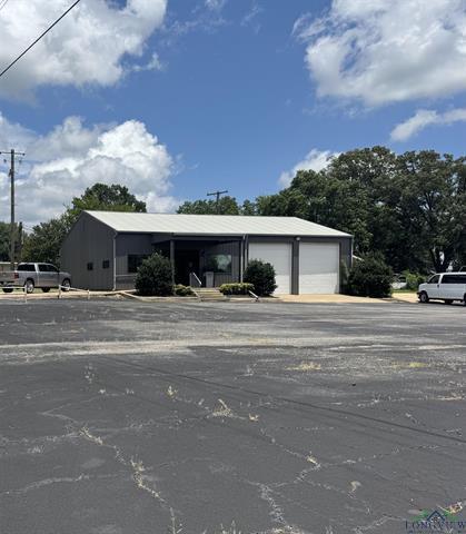 801 Broadway Ave, Gladewater, TX for Sale