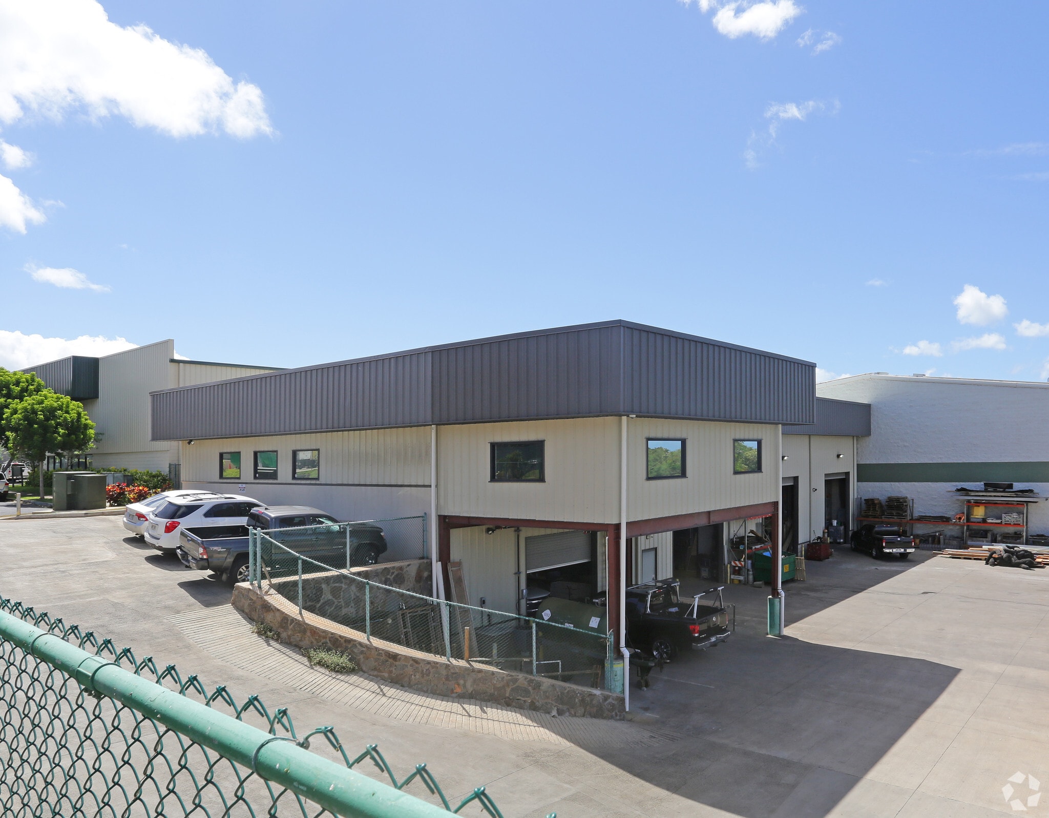 94-405 Maikoiko St, Waipahu, HI for Rent