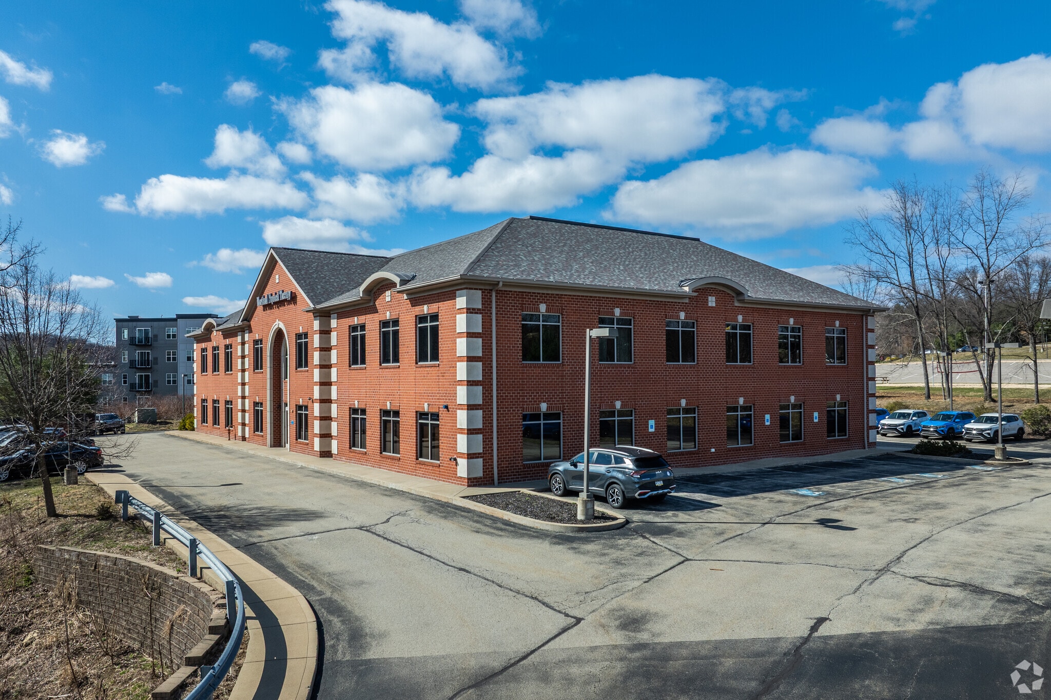 451 Valleybrook Rd, Canonsburg, PA for Rent