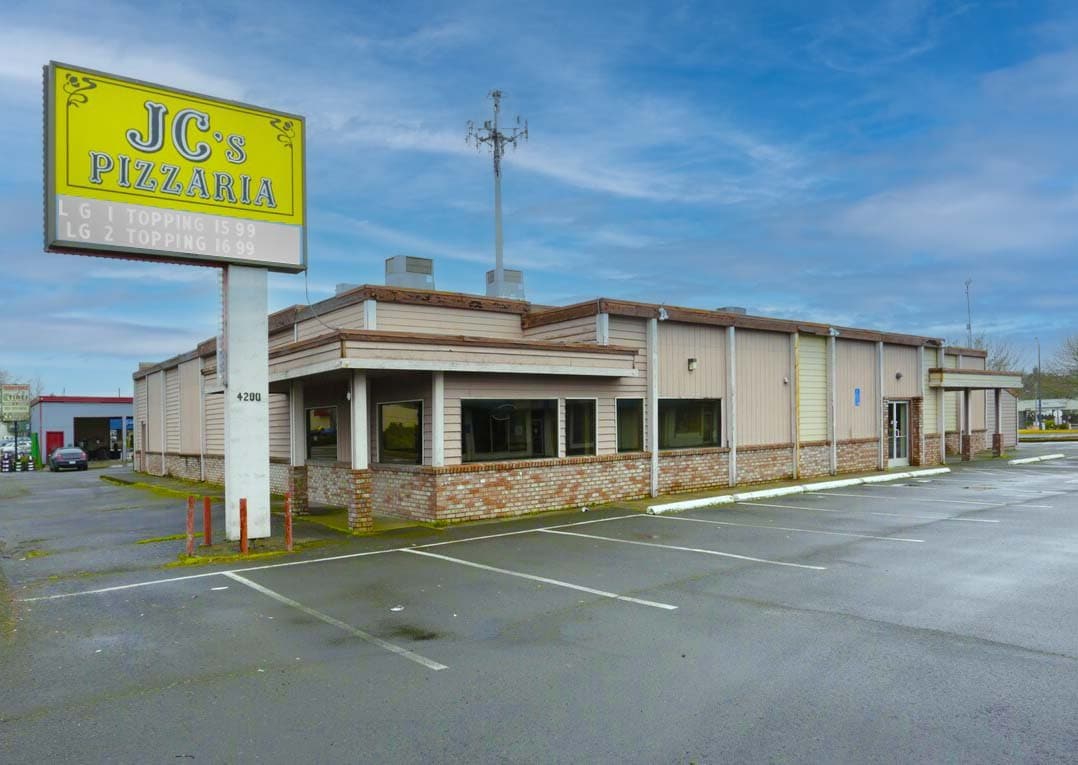 4200 River Rd N, Salem, OR for Sale