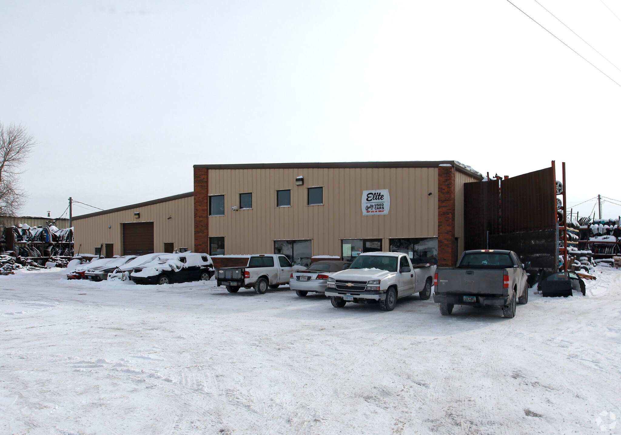 2325 W Wayzata Blvd, Long Lake, MN for Sale