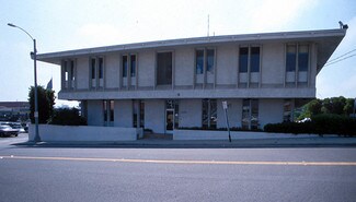 Santa Monica, CA Flex - 2230 Michigan Ave