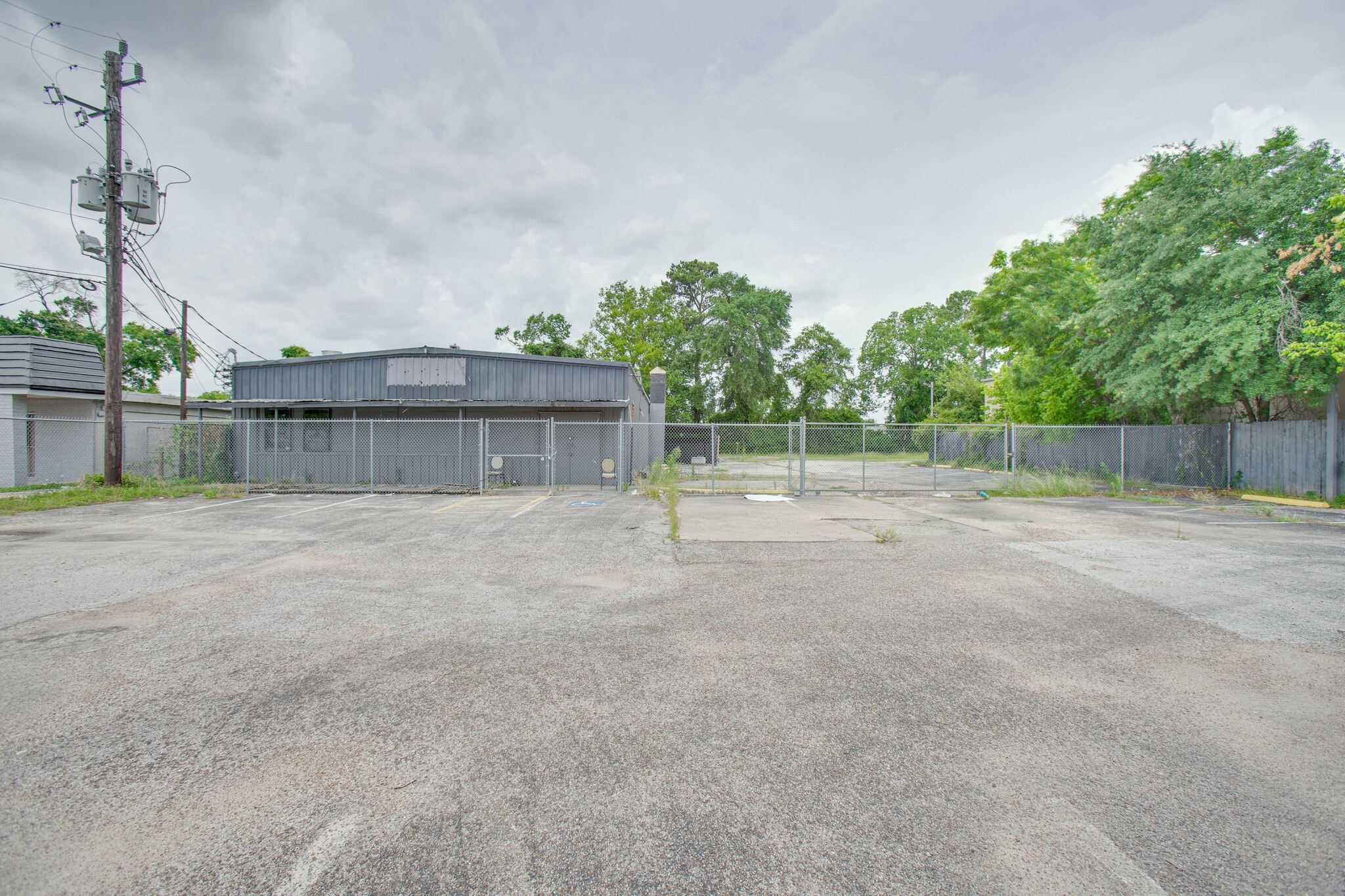 11643 Homestead Rd, Houston, TX for Rent
