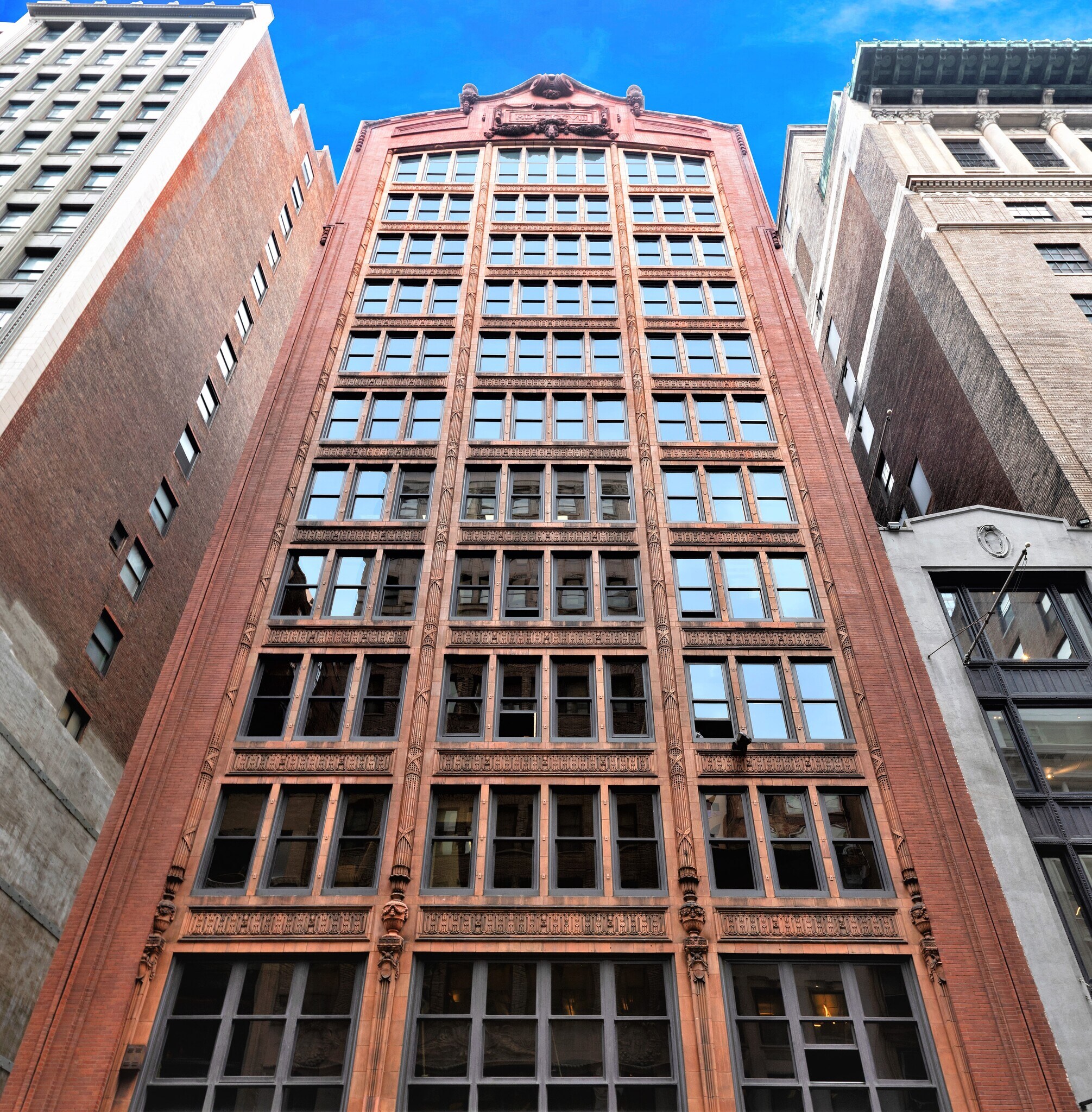 15-17 W 38th St, New York, NY for Rent