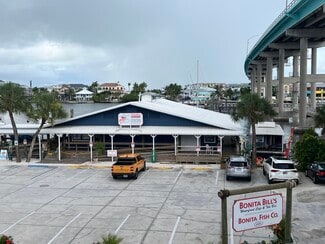 Fort Myers Beach, FL Office/Retail - 700 Fishermans Wharf
