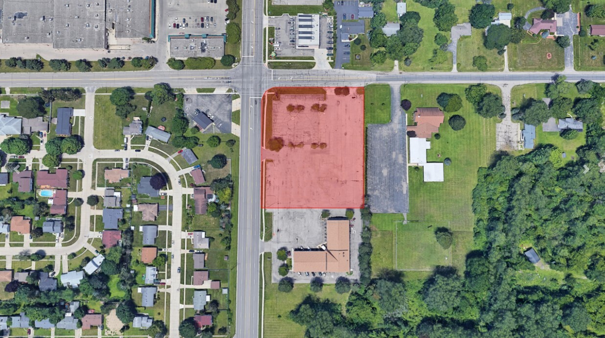 1341 S Center Rd, Burton, MI for Sale
